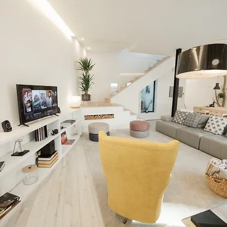 Dom wakacyjny Retreat To A Stylish Concept House In *