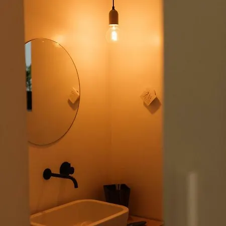 Retreat To A Stylish Concept House In Dom wakacyjny