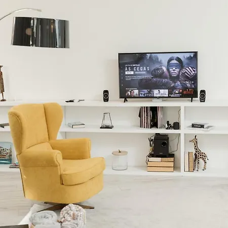 Dom wakacyjny Retreat To A Stylish Concept House In Porto