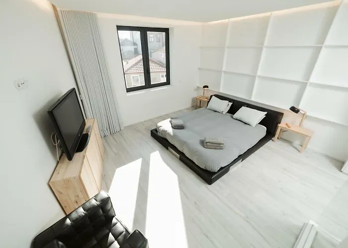 Retreat To A Stylish Concept House In Σπίτι διακοπών *