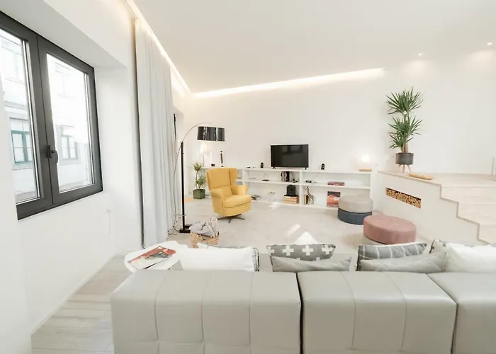 Retreat To A Stylish Concept House In * Πόρτο