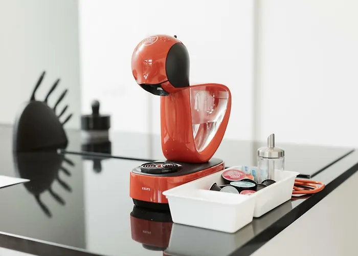 Retreat To A Stylish Concept House In * Πόρτο